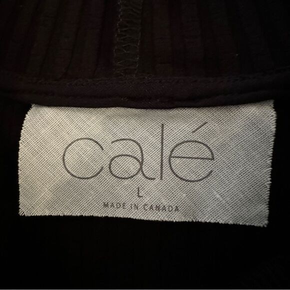 Cale Ribbed High Neck Sleeveless top - Picture 4 of 8